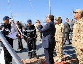 بالفيديو الرئيس المصري عبدالفتاح السيسى يشهد المناورة البحرية بالذخيرة الحية “ذات الصوارى”