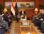 وزيرالداخلية المصري السيد مـجـدى عـبـدالغـفـار يجتمع بأعضاء الغرفة التجارية الأمريكية بمصر-بالفيديو-