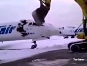 روسي يحطم طائرة بعد طرده من العمل..فيديو