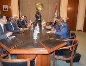 نائب وزير الخارجية المصري يستقبل وزير خارجية الكونغو برازافيل