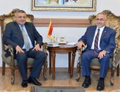 رئيس دائرة أوربا يلتقي السفير الأرمينيّ لدى العراق