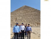 رئيس الوكالة الدولية لمكافحة المنشطات (وادا) يزور منطقة أهرامات الجيزة.