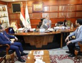 وزير القوى العاملة يبحث التعاون المشترك مع وفد “هواوي مصر”
