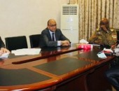 السفير المصري  في واجادوجو يلتقي وزير إدارة الأراضي واللامركزية والأمن البوركيني