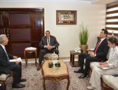 وزير التنمية المحلية يبحث مع سفير كوريا الجنوبية بالقاهرة تعزيز مجالات التعاون بين الجانبين