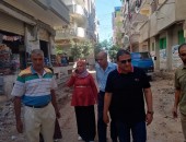 رئيس مدينة كفر الدوار” يتابع أعمال الرصف بشوارع المدينة