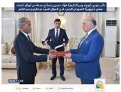 نائب رئيس الوزراء وزير الخارجيَّة يتسلّـم نسخة من أوراق اعتماد سفير جُمْهُوريَّة السودان الجديد لدى العراق