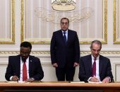 رئيس الوزراء يشهد توقيع مذكرة تفاهم بشأن التعاون بين حكومتي مصر والصومال في مجال تكنولوجيا المعلومات والاتصالات والبريد