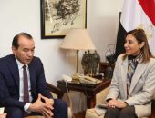 وزيرة الثقافة تلتقي نظيرها الأوزباكستاني لبحث سُبل التعاون المشترك
