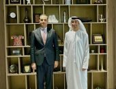 سفير جُمْهُوريَّة العراق في أبوظبي يلتقي وزير الدولة للتجارة الخارجيَّة الإماراتيّ