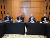 المهندس طارق الملا وزير البترول والثروة المعدنية يعقد اجتماعاً مع لجنة البترول والغاز بغرفة التجارة الأمريكية بالقاهرة