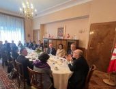 السيد نبيل عمّار وزير الشؤون الخارجية والهجرة والتونسيين بالخارج يلتقى عددا من المسؤولين والخبراء التونسيين العاملين في المنظمات والوكالات الدولية في جنيف.