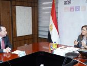 وزيرة التخطيط والتنمية الاقتصادية تلتقي القائم بأعمال السفير الأمريكي بالقاهرة لبحث سبل التعاون