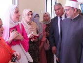 رئيس جامعة الأزهر يتفقد لجان اختبارات الدراسات الإسلامية بنات القاهرة