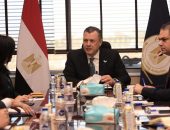 وزير السياحة والآثار يبحث آليات دفع مزيد من الحركة السياحية الوافدة من السوق الإسباني إلى مصر