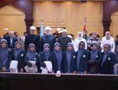 مجلس جامعة الأزهر يكرم طلاب إندونيسيا المشاركين في  برنامج المعايشة اللغوية