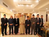 أمين “البحوث الإسلامية” ورئيس تطوير الوافدين يستقبلان وفدًا إندونيسيًا لبحث مجالات التعاون المشتركة