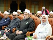 انطلاق فعاليات حفل تخرج الدفعة الأولى من «مدرسة الإمام الطيب» بمركز الأزهر للمؤتمرات