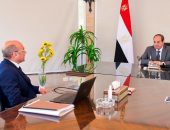 السيد الرئيس عبد الفتاح السيسي يعقداجتماعاً مع المستشار عمر مروان وزير العدل.