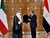السيد الرئيس يمنح أمير دولة الكويت قلادة النيل، التي تمثل أرفع الأوسمة المصرية، وأعظمها قدراً وشأناً.