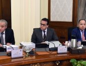 وزير الصحة يستعرض تقريرا عن الحالة الوبائية