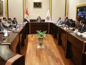 وزير الصحة يبحث تطوير الخدمات الإلكترونية بالقطاع الصحي مع إحدى الشركات الرائدة في مجال البرمجيات وتقنيات المعلومات