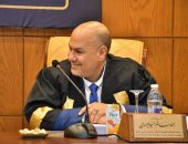 أ.د محمود الصاوي  يهنئ أ.د احمد عيسوي بوكالة كلية الإعلام  للدراسات العليا والبحوث