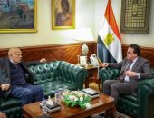 وزير الصحة يستقبل السير مجدي يعقوب لمتابعة مشروع إنشاء مركز طبي متخصص لزراعة الأعضاء