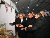 وزير التنمية المحلية يختتم زيارته للغربية بتفقد معرض ” أهلاً رمضان ” لتوفير السلع الأساسية للمواطنين بأسعار مخفضة