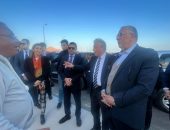 وزراء الزراعة والشباب والرياضة والثقافة ومحافظ جنوب سيناء يتفقدون مضمار الهجن الدولى فى شرم الشيح بعد تطويره