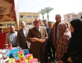 محافظ كفر الشيخ يتفقد معرض أهلا رمضان بقلين”  ويلتقي بالمواطنين ويوجه بمتابعة الأسواق وتوفير السلع