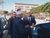 الدكتور سلامة داود رئيس جامعة الأزهر يتفقد أعمال التجديد بالمدينة الجامعية للطلاب بمدينة نصر
