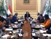 رئيس الوزراء يتابع إجراءات إنشاء منطقة حرة لوجيستية لتخزين القمح والزيوت