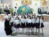إيمانا منهم بأن الفن الهادف رسالة.. براعم الأزهر يبهرون رواد معرض الكتاب بعروضهم الفنية الهادفة والمتميزة