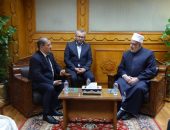 وكيل الأزهر يستقبل وفدًا رسميًّا من أوزبكستان لتعزيز التعاون العلمي المشترك