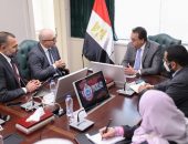 وزير الصحة يبحث سبل التعاون المشترك مع شركة روش السويسرية أحد الشركات الرائدة في مجال صناعة الأدوية