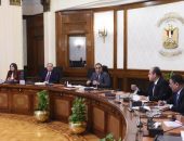 رئيس الوزراء يتابع مستجدات برنامج رد الأعباء التصديرية الجديد