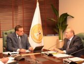 وزير التنمية المحلية يتابع مع المنسق العام للمبادرة الوطنية للمشروعات الخضراء الذكية الموقف التنفيذي للدورة الثانية من المبادرة ومقترحات ورؤي المحافظات لتعظيم الاستفادة من  المبادرة