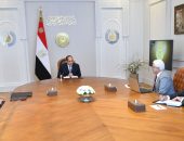 السيد الرئيس عبد الفتاح السيسي يجتمع مع اللواء أمير سيد أحمد مستشار رئيس الجمهورية للتخطيط العمراني، واللواء جمال عوض رئيس مجلس إدارة الهيئة القومية للتأمين الاجتماعي.