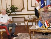 الفريق أول / محمد زكى القائد العام للقوات المسلحة وزير الدفاع والإنتاج الحربى يلتقى رئيس اللجنة العسكرية للإتحاد الأوروبى .