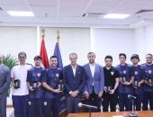 الدكتور/ عمرو طلعت وزير الاتصالات وتكنولوجيا المعلومات يكرم منتخب مصر للرياضات الإلكترونية بعد فوزه بالبطولة العربية الإفريقية للرياضات الإلكترونية للمرة الثانية على التوالى