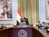 مدبولي يوجه بإزالة أي عوائق بيروقراطية.. ويؤكد: مُستعدون لتقديم أي حوافز أو تيسيرات لشركات تصنيع الأدوية والمستلزمات الطبية