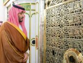 ولي العهد يزور المسجد النبوي ومسجد قباء