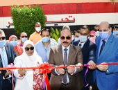 محافظ أسوان في طابور الصباح وجولة بالمدارس  .. غلق مراكز الدروس الخصوصية وإجراءات حاسمة ضدها مع تعزيز مجموعات التقوية