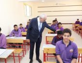 وزير التربية والتعليم يتابع امتحانات صفوف النقل للعام الدراسى ٢٠٢٣ /٢٠٢٤ بمدرسة مصطفى كامل الرسمية المتميزة بزهراء العاصمة