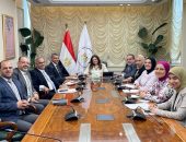 وزيرة الهجرة تُتابع الاستعدادات الجارية لانعقاد النسخة الخامسة من مؤتمر المصريين بالخارج