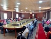 إجتماع عميد كلية الهندسة بقنا مع أول دفعة من طالبات الفرقة الإعدادية بكلية الهندسة بنات بقنا