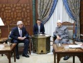 شيخ_الازهر يتسلَّم دعوةً رسميةً من رئيس أذربيجان لزيارة البلاد وحضور قمة المناخ