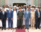 فى لقاء مع قائد المنطقة الجنوبية العسكرية .. شيوخ وعواقل حلايب وشلاتين يشيدون بجهود أجهزة الدولة لتوفير الحياة الكريمة فى كافة القطاعات