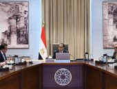 استعراض الموقف التنفيذي لعدد من المشروعات القومية وآخر مستجدات الشراكة مع القطاع الخاص وموقف تقديم الدعم الطبي للأشقاء الفلسطينيين بقطاع غزة